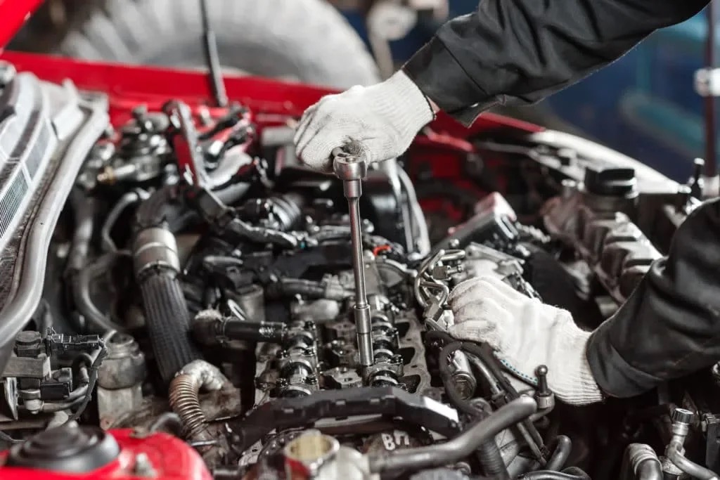 Ремонт двигателя Peugeot в автосервисе FIX CAR